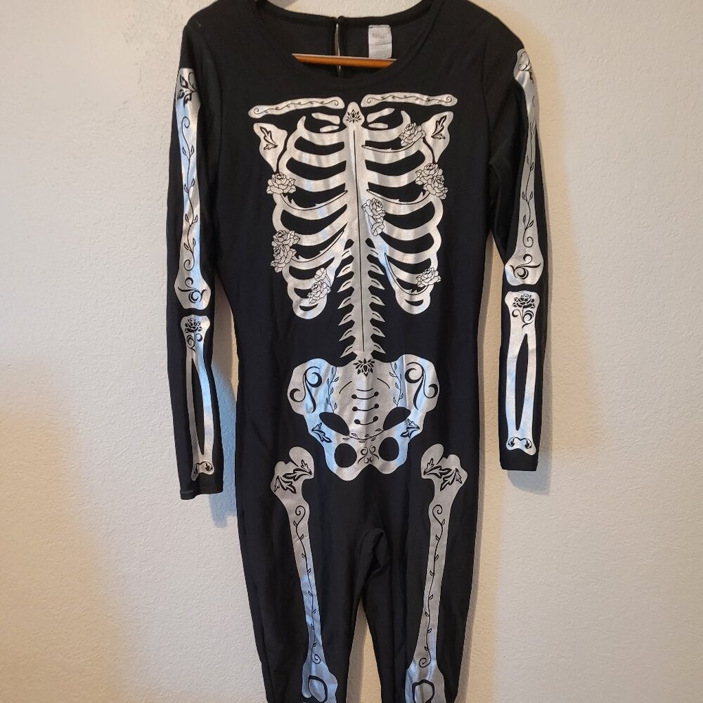 Spirit Halloween Skeleton Costume Stretchy Black with Silver Bones 1 Piece Suit